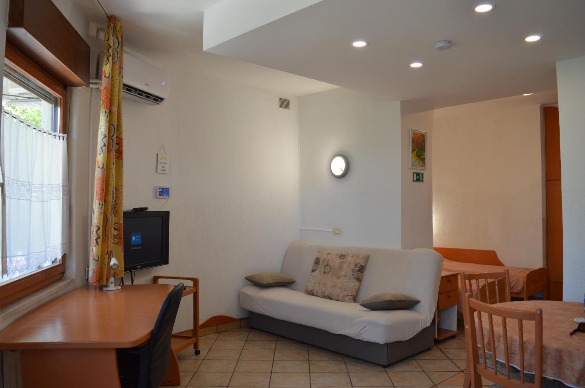 Apartments Ballabanka コペル エクステリア 写真